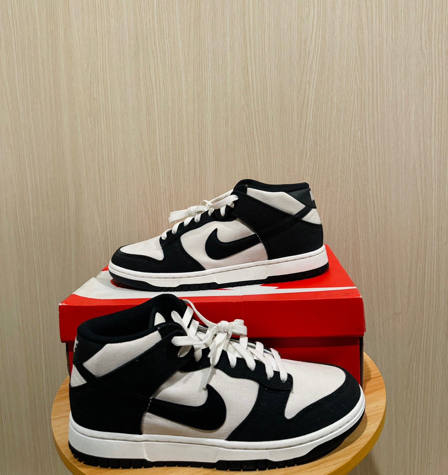 Nike Dunk Mid Panda